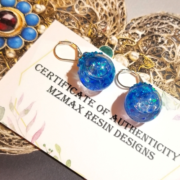 FLOATING OPALS MzMax Resin Designs Earrings - Picture 8 of 8